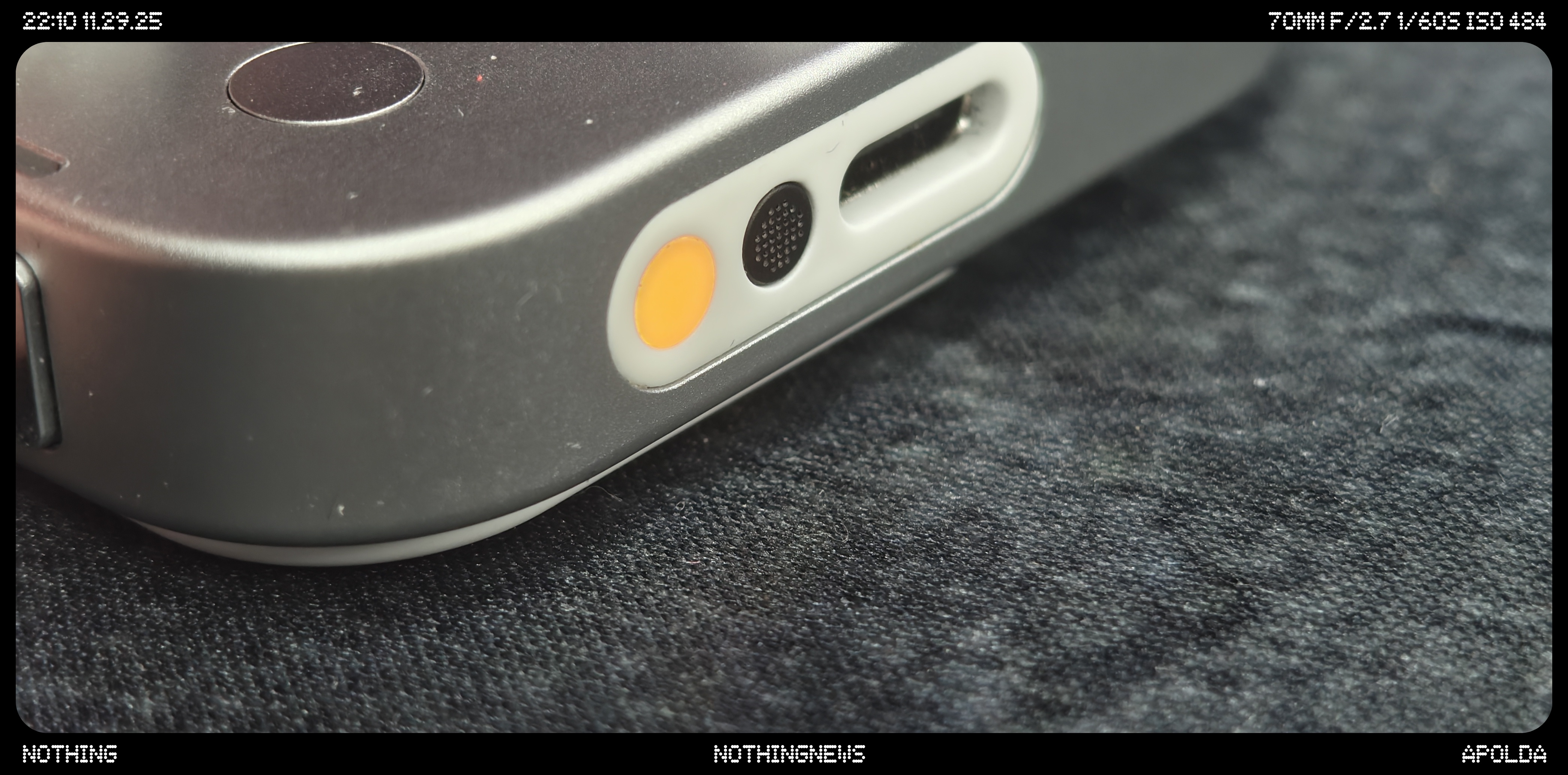 Die gelbe Lampe zeigt den Essential Recorder an