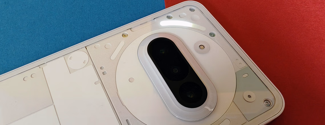 Kameradesign und Glyph Interface des Nothing Phone (3a)